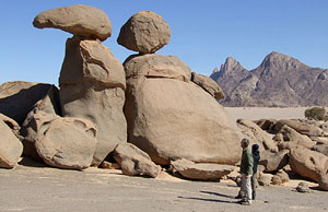 Algerien, Hoggar-Gebirge, Tijilkoukaten