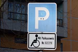 individueller Behindertenparkplatz