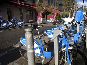 Frankreich, Nizza, Das blaue Fahrrad "Vélo bleu"