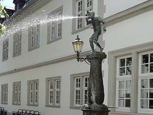 Koblenz, Schängelbrunnen vor dem Rathaus