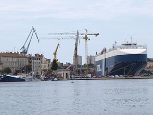 Kroatien: Pula, Hafen