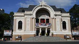 Vietnam, Stadttheater  von Saigon